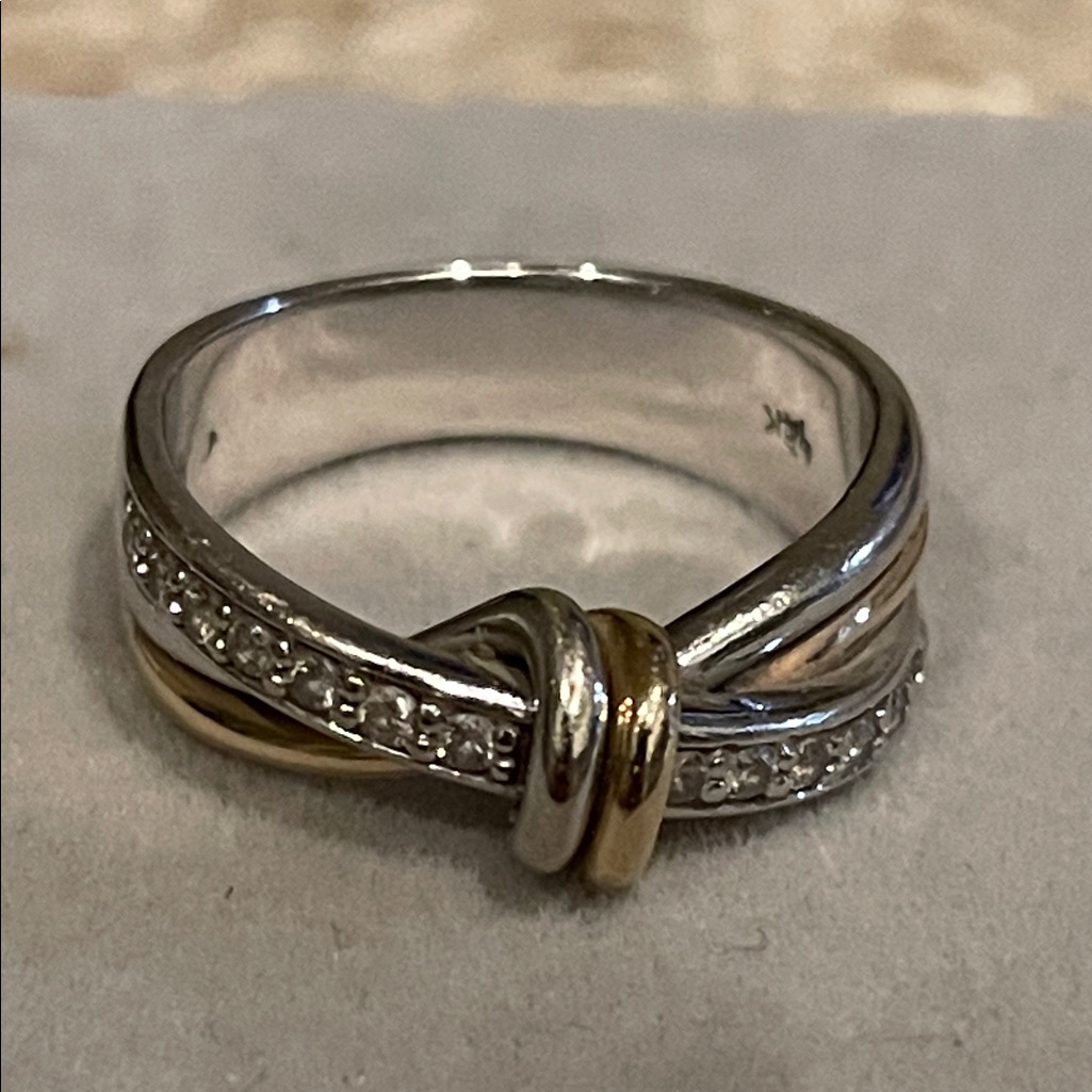 14k Solid TwoTone Gold 15tcw Diamond Knotted Band Ring